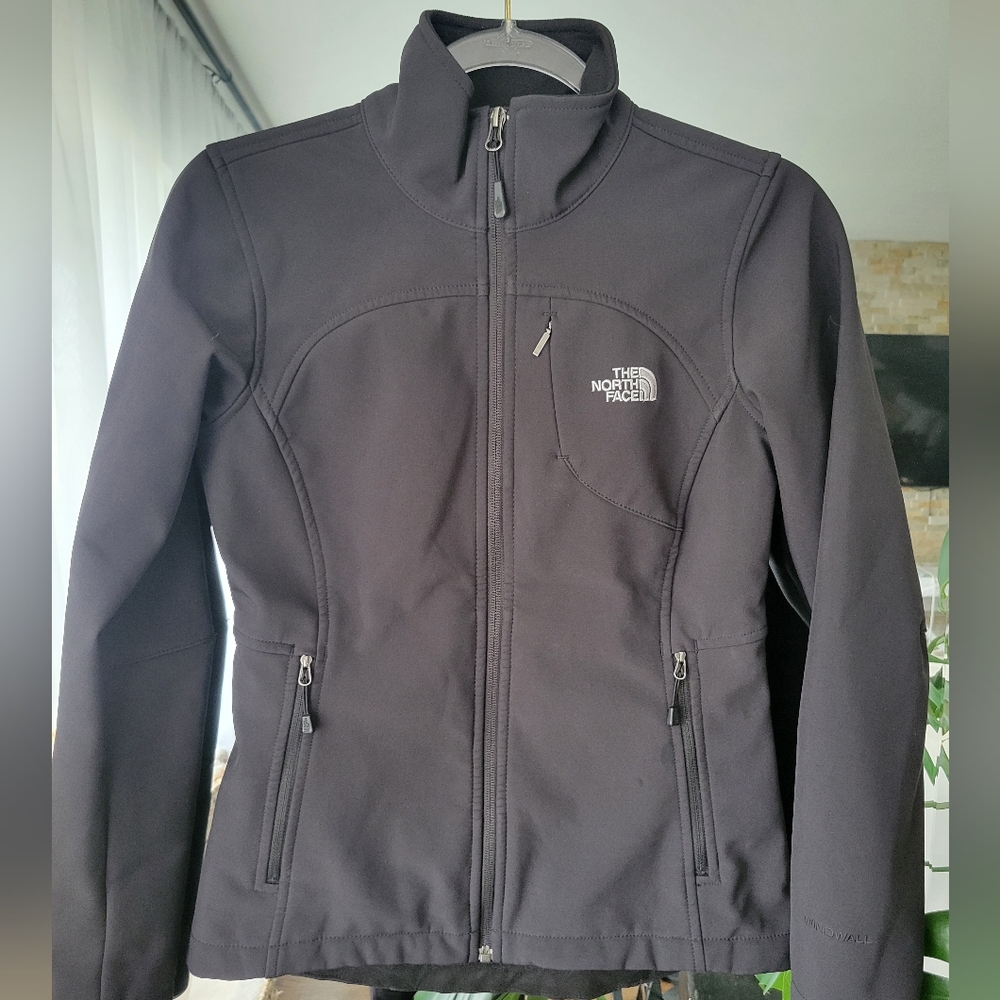 🍒 The North Face Women's Black Jacket